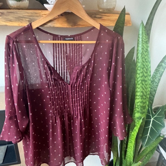 Torrid Pintuck Chiffon Blouse - Picture 7 of 9